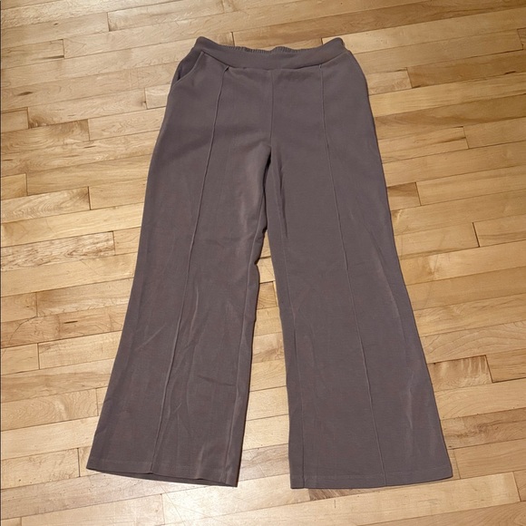 Women's Taupe Wide Leg Pants - Picture 1 of 7